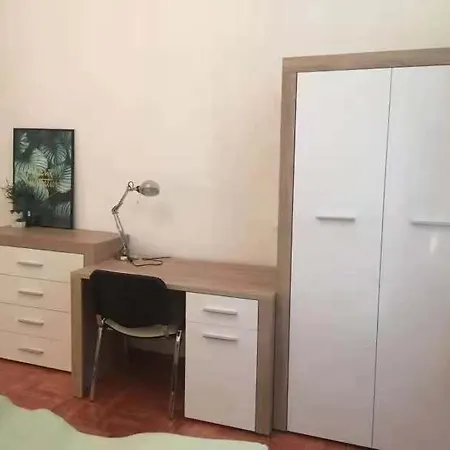 Cindy Room 아파트호텔 *